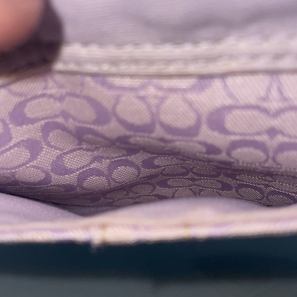 Coach Signature jacquard wristlet in pick canvas with tan leather trim - Picture 4 of 6